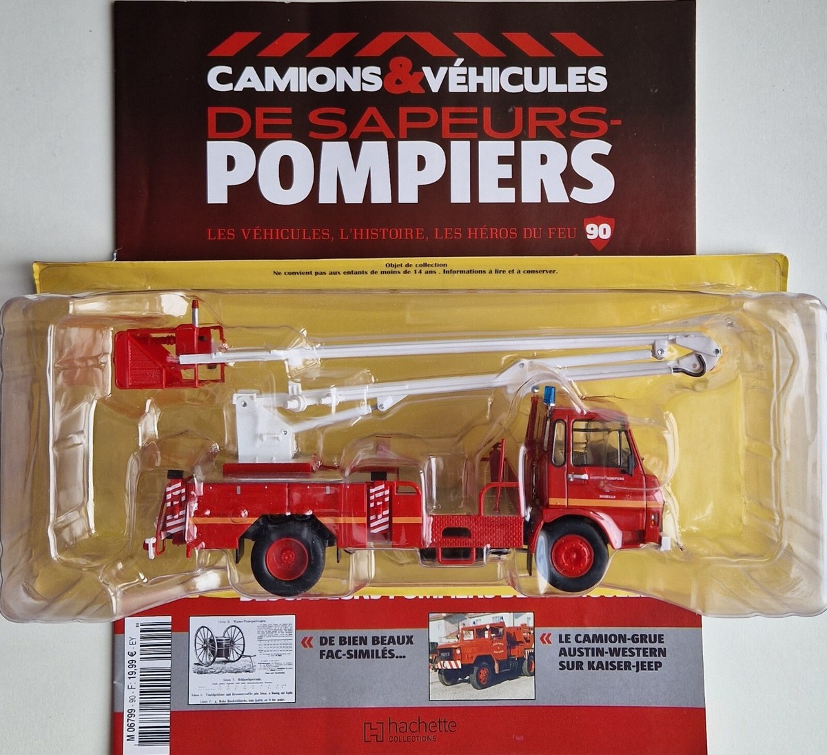 IXO 1/43 - Berliet 29 - Berliet GBC 8 M 6x6 autocar saharien