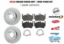 SET DISCHI FRENO FORATI e PASTIGLIE asse posteriore per PORSCHE 718 CAYMAN 2.0 2016-in poi