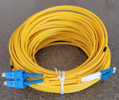 XWYWX Fiber Optic Patch Cord SC/UPC-LC/UPC-SM-DX-3.0-20M-LSZH
