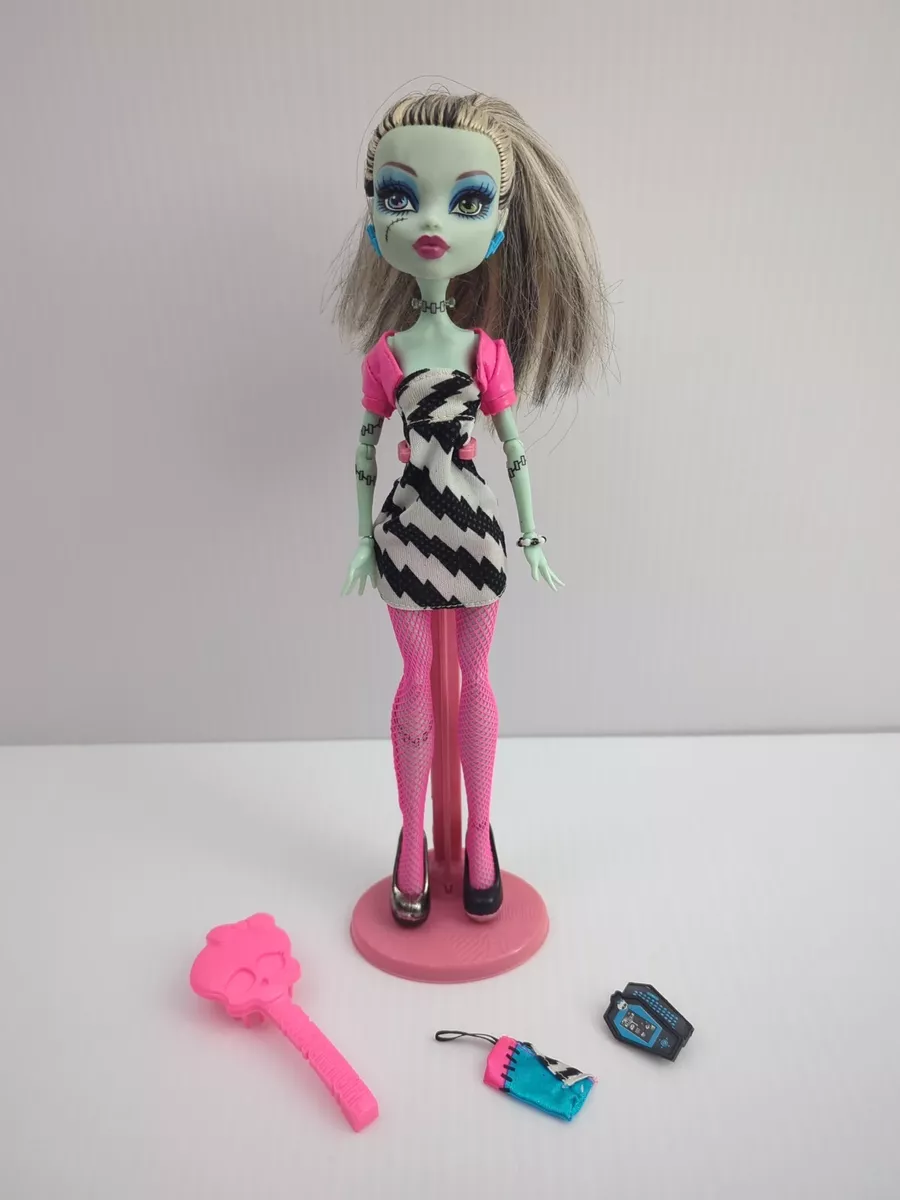 Monster High Dawn of the Dance Frankie Stein Doll