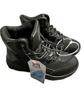 Avalanche Boy s Hiking Boots Size 4 NWT Style AV92078