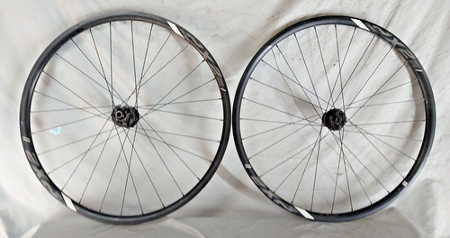Giant PX2 TLR 29" MTB Fahrrad Laufradsatz 142/100 28S 12mm 12mm Steckachse 6 Bolzen Disc - Bild 2 von 16