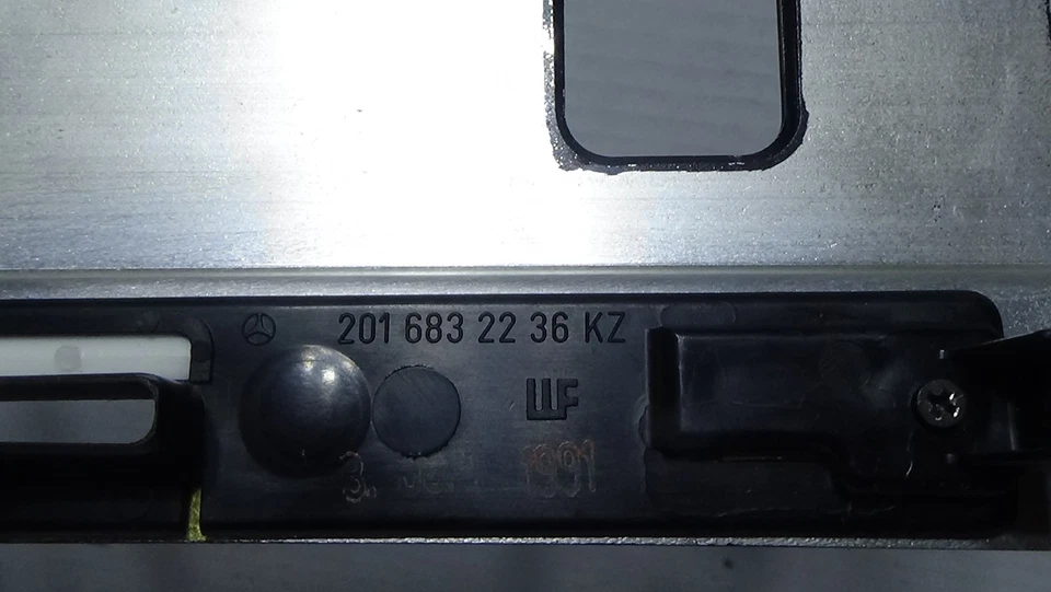 Interruptor de ventilador de control de clima Mercedes Benz W201 190E 1991-1993 moldura madera Foto 4 de 4