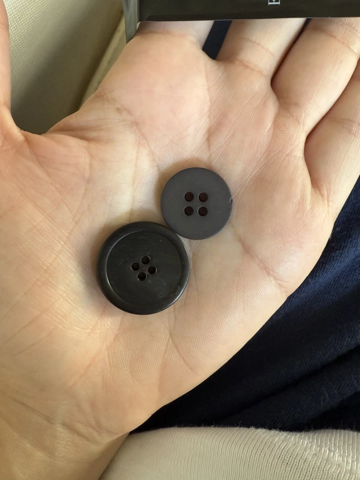 Emporio Armani Black Buttons - Image 3 of 3