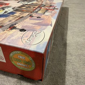 LEGO 8487: DISNEY CARS Flo's V8 Caf&eacute; - RETIRED - HTF - NISB box has slight dent