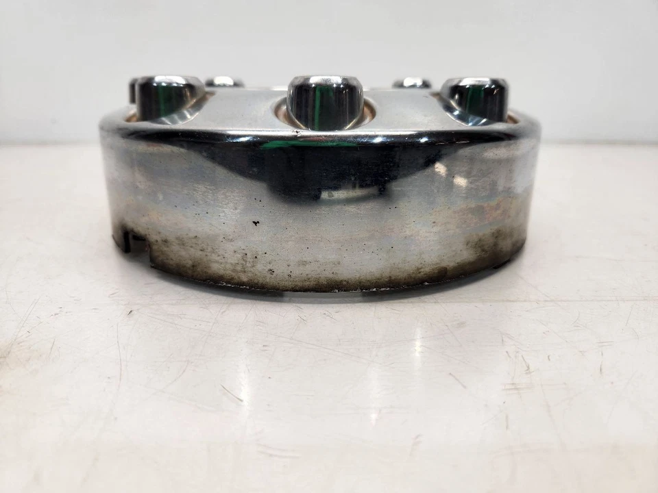 Ford F350SD 2006 tapa central delantera (18") - cromo/8 orejetas Foto 2 de 4