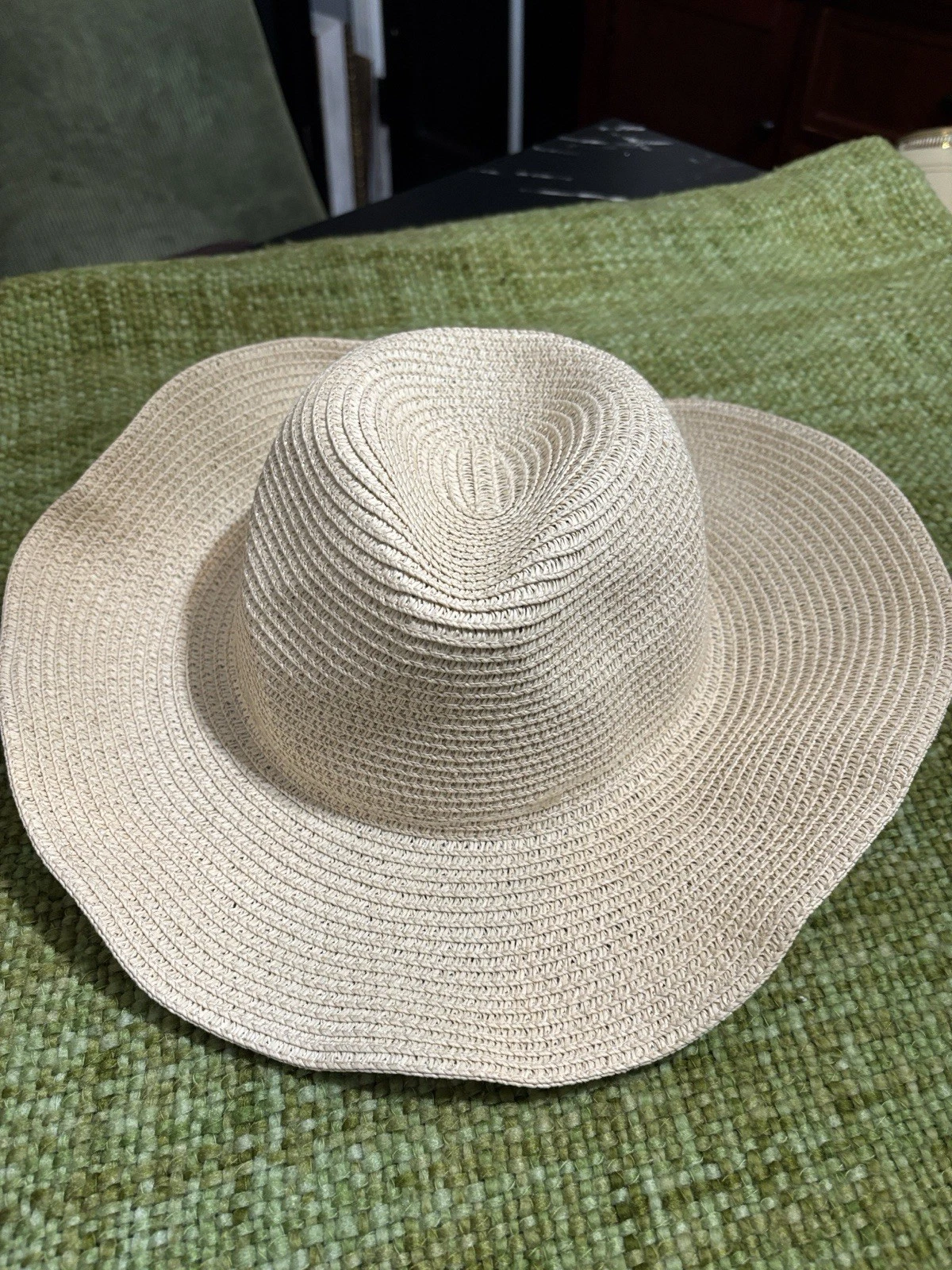 Woma Hat
Opens in a new window or tab
