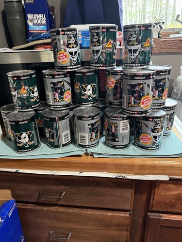 97-98 National Hockey League Cards In A Can 20 Cans