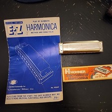 Vintage Hohner International Harmonica-Key Of C With Play By Number Book