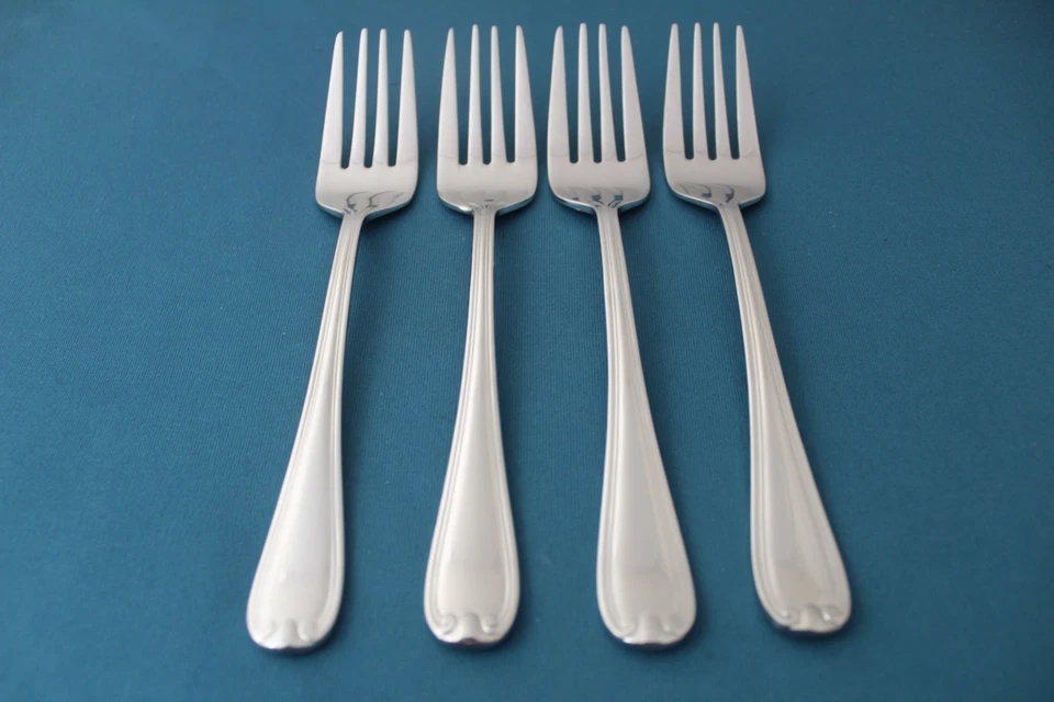 4 tenedores de ensalada Reed & Barton COLBY 18/10 China LIGERO USO 7 1/8" Foto 2 de 4