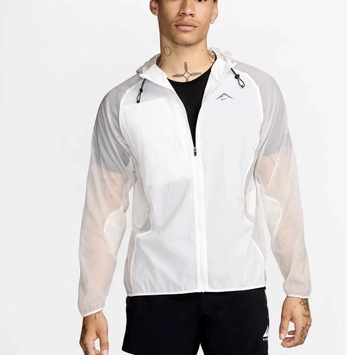 Nike Trail Aireez Packable Jacket White Windbreaker Sweater FN4002-121 Size S