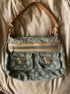 Louis Vuitton Green Shoulder Bag Flash 