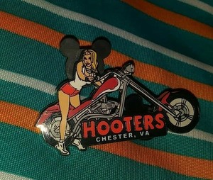 HOOTERS RESTAURANT SEXY BLONDE HAIR MOTORCYCLE GIRL ...