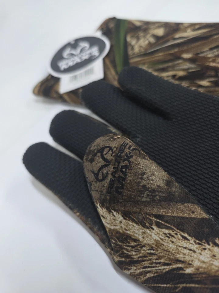 Realtree Camo Gauntlet Gloves Max 5 Neoprene Waterfowl Gloves, Hunting, Fishing - Image 2 of 4
