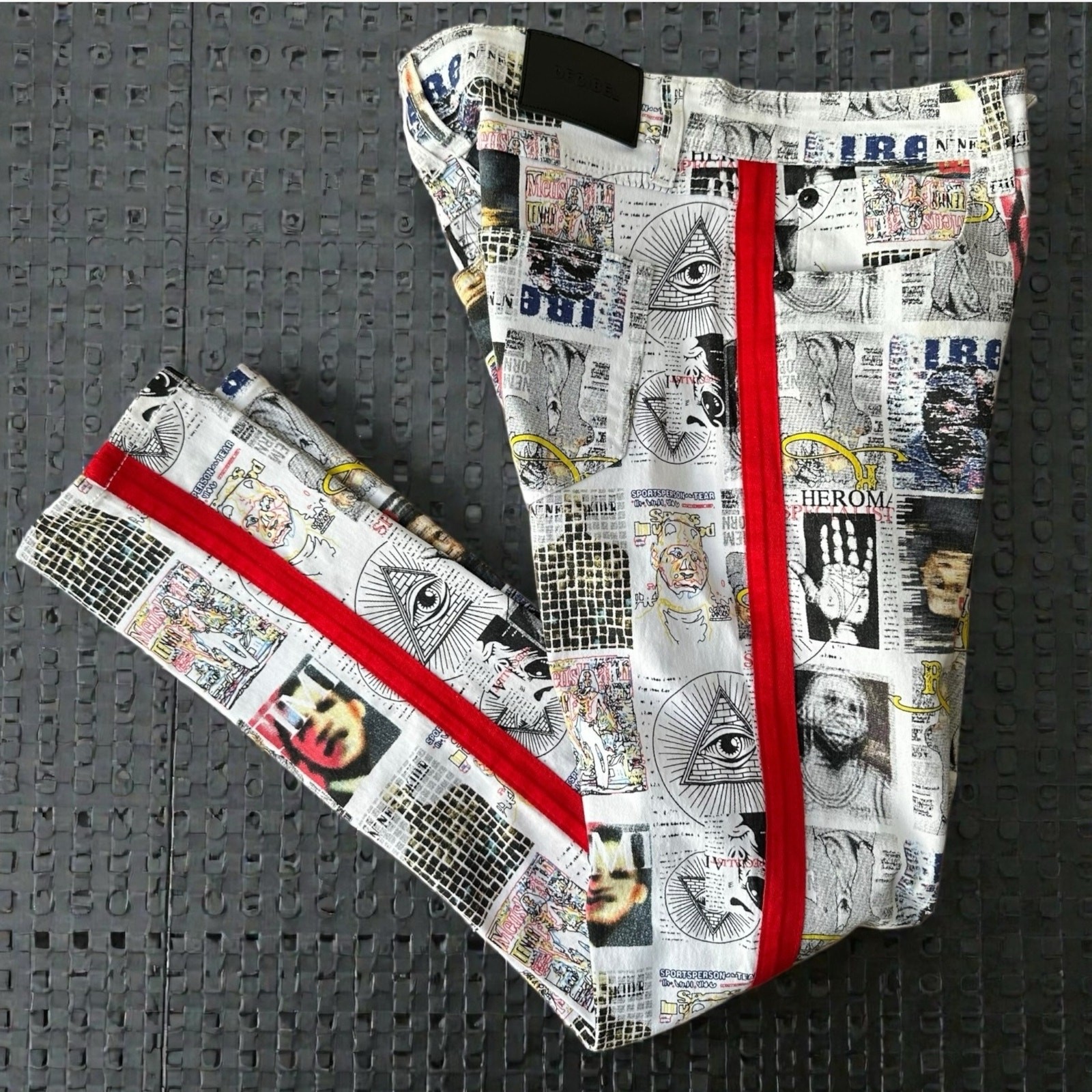 Decibel All Over Print Red Stripe Stretch Jeans, Men's Size 