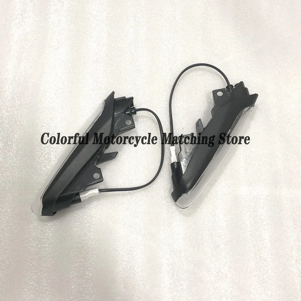 Luz LED intermitente indicador delantero DUCATI MONSTER 937 Monster 950 Foto 4 de 4