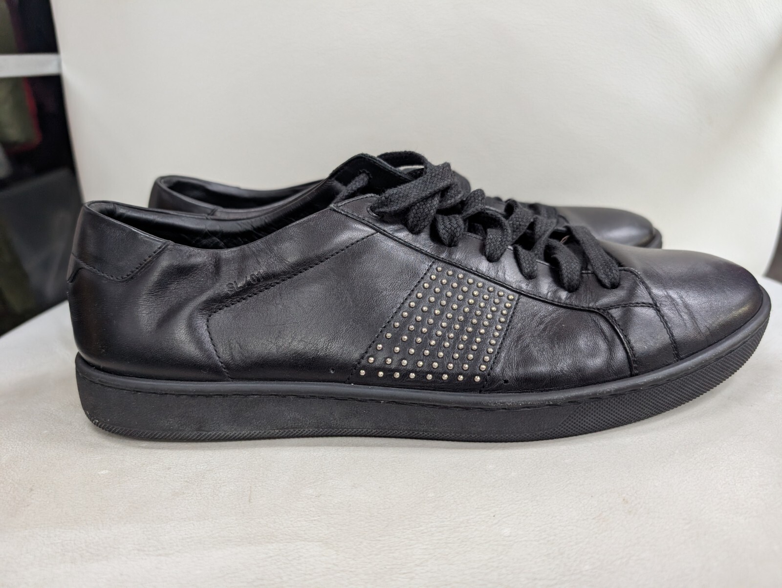 Yve Saint Laurent Paris sneakers scarpe basse nere basse con cristalli senza scatola