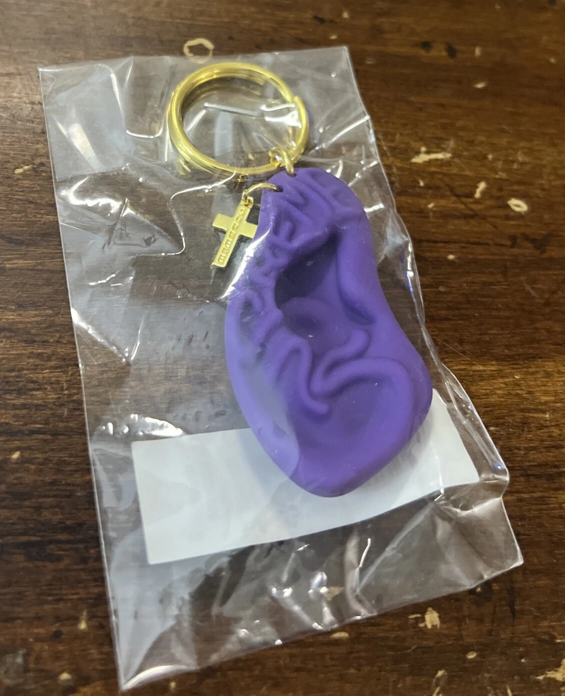 PORTE CLÉS OREILLE SUPRÊME VIOLET OS (NEUF) SS21 SEMAINE 1 (100% AUTHENTIQUE)