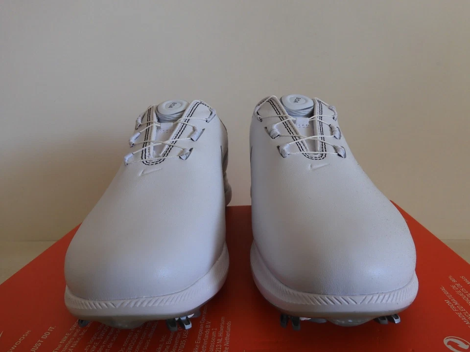 Nike Air Zoom Victory Tour 2 BOA W Wide White-Black-Platinum Sz 8 [DJ0633-102] - Image 3 of 4