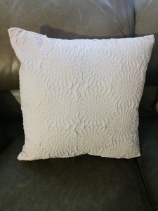 dkny throw pillows