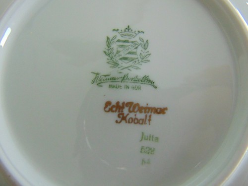 ELEGANTE PLATO ALEMÁN EAHL WEIMAR COBALTO A RAYAS DORADAS Y COBALTO. 7 1/2" DIA. - Imagen 2 de 2