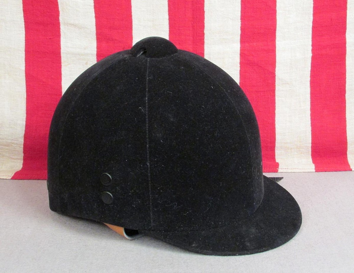 Vintage Wendover World Cap Black Velvet Equestrian Horse  display picture 3