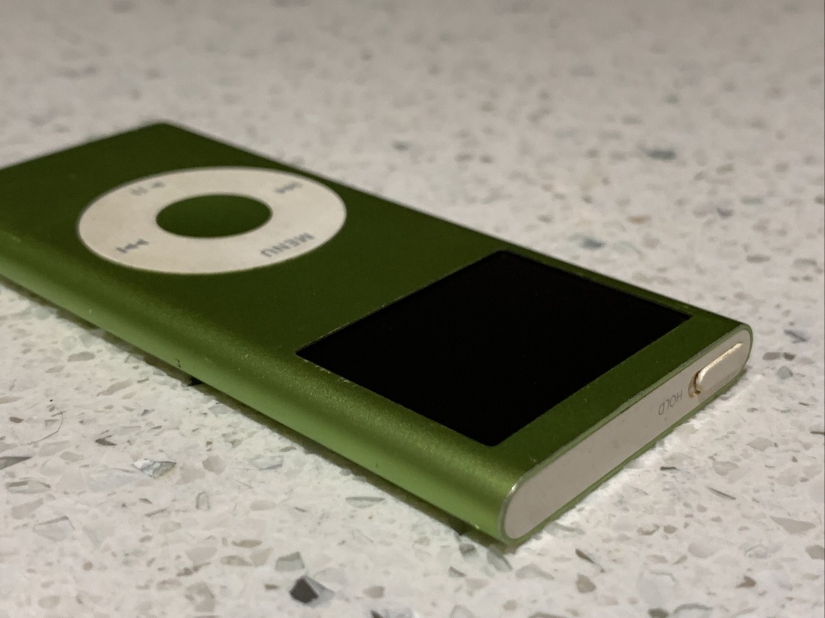 Official Apple iPod Nano 2nd Generation 4GB Green With Brand