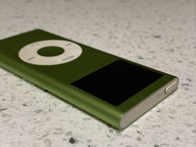 Official Apple iPod Nano 2nd Generation 4GB Green With Brand New
