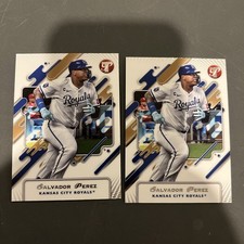 2025 TOPPS FINEST SALVADOR PEREZ LOT OF 2 NO. 77 ROYALS
