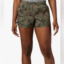 EUC Columbia Green Camo Drawstring Shorts Size XL