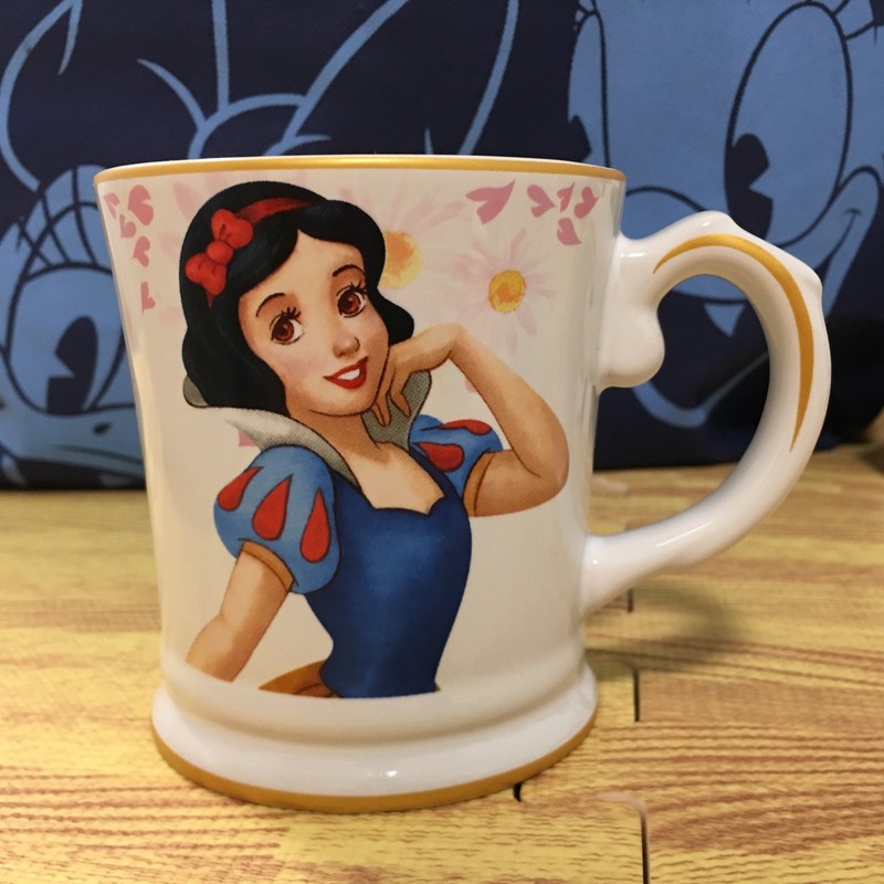 Disney Princess NEW Signature SNOW WHITE  Ceramic Coffee Mug