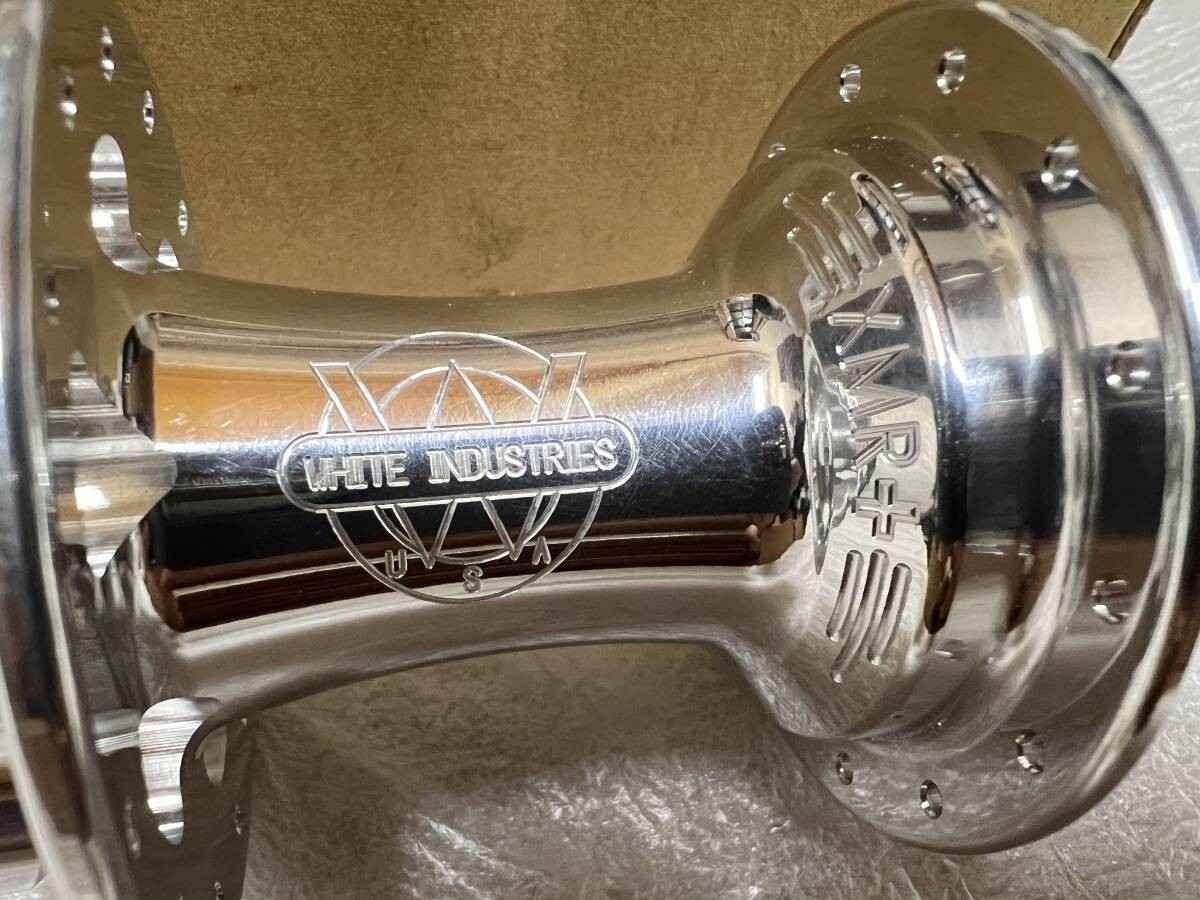 日本全国送料無料商品人気ランキング Brand new 15x110mm Hubs Rear And Front XMR+ INDUSTRIES WHITE ハブ