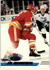 1993-94 Stadium Club #96 Joe Nieuwendyk Calgary Flames NHL Hockey