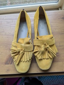 Beautiful Boden Bright Yellow Suede Tess Tassel Flats, Size 41