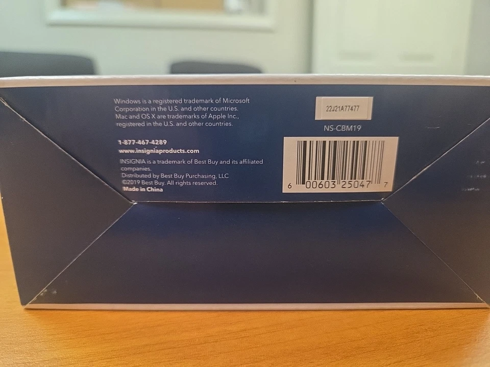 Insignia USB Recording Cardioid Microphone NS-CBM19 with Power Cable - Image 3 of 3