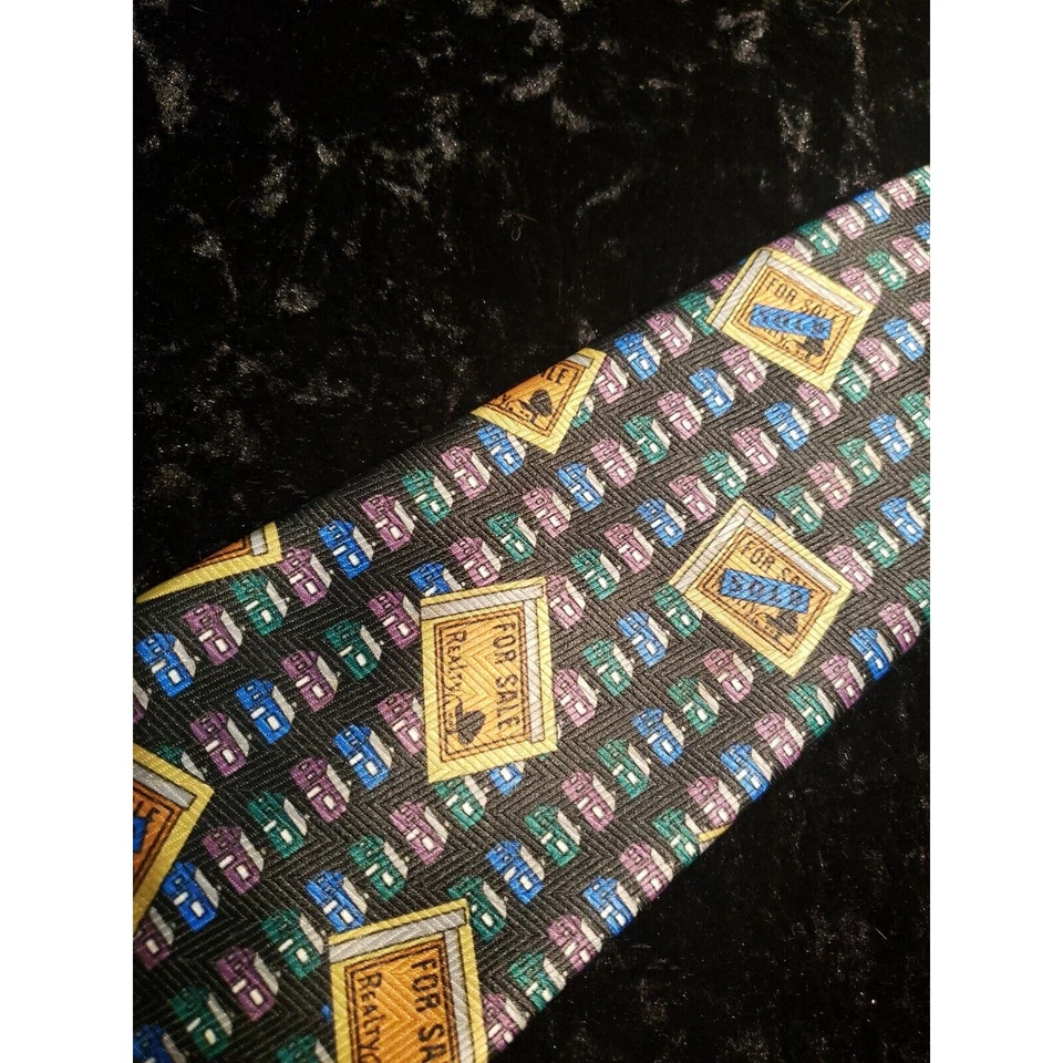 Corbata para el cuello Romario Manzini Realty en venta casas para hombre negra púrpura azul carrera Foto 2 de 4