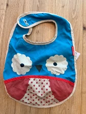 Skip* Hop Cloth Bib, Owl with Food Catch