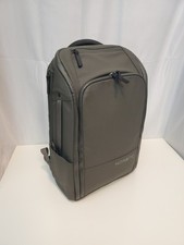 Nomatic Backpack 20L, Excellent Cond., Expands to 24L, Olive Color, $329 Value