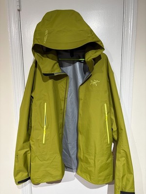 Lightly used Arc'teryx Men's Beta SL Rain Coat Jacket Sz: XL Color