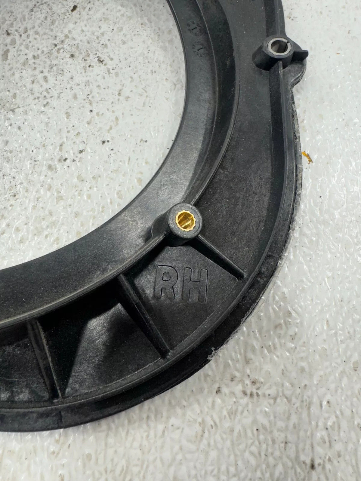 MCLAREN 570S PASSENGER RIGHT DOOR SPEAKER SPACER MOUNTING BRACKET 13M1069CP