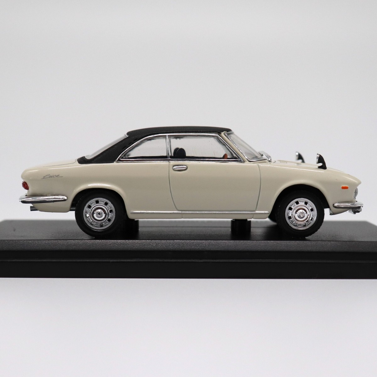【新品未開封】Mazda Luce Rotary Coupe 1969 1/24 Mazda Luce Rotary Coupe 1969 Japanese Famous Car Collection