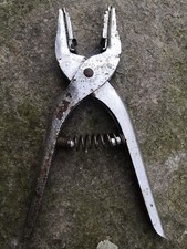 Dalton ear tag applicator pliers rototag taggers sheep agricultural farming tool