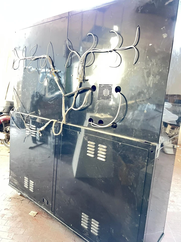 Locker Shop H24 Armadio Blindato Apertura Automatizzata - Immagine 4 di 4