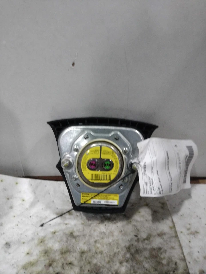 Used Steering Wheel Air Bag fits: 2011 Volvo 70 SERIES driver wheel Grade A Foto 2 de 4