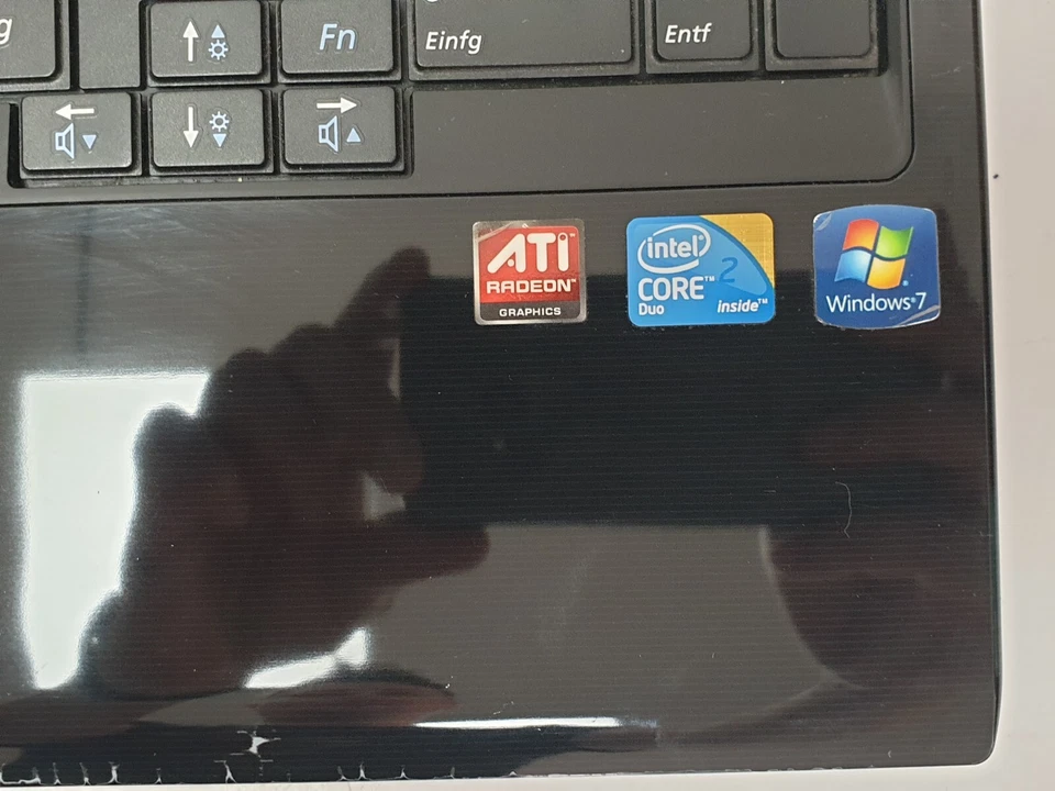 SAMSUNG R620 Windows XP Gamer Notebook 80GB DVD 4GB Laptop Vintage Retro 16 Zoll - Bild 3 von 4