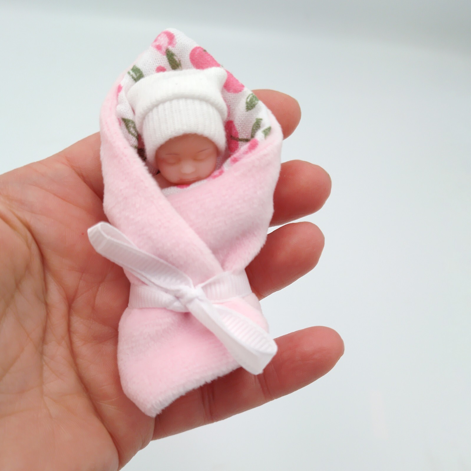 mini zuru baby 2.5 inch silicone reborn doll cosy nursery se