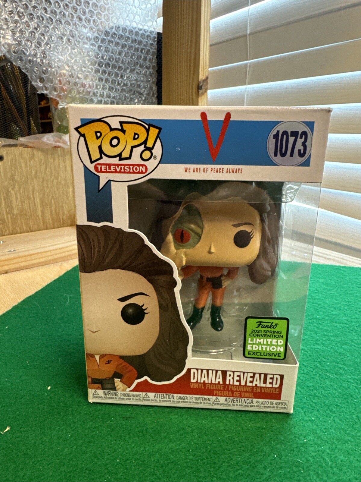 Diana Revealed Funko Pop (Spring Convention) 1073 Damaged Box