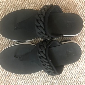 Women's FitFlops Heda Chain Toe-Post Sandals - Black - Size 8 - Worn ONCE | eBay