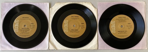 1980s RCA 45rpm 7" Vinyl Singles Lot - Dolly Parton, John Denver, Charley Pride - Picture 16 of 16