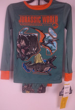 Jurassic World Dinosaur Boys 2 Piece LS Pajama Set Size 8 - New.       B1 